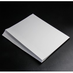 Ramette de 100 feuilles blanches A4 vertical rainées